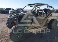 2017 Can-AM MAVERICK photo