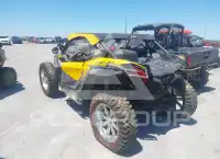 2017 Can-AM MAVERICK photo