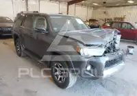 2017 Toyota 4 RUNNER photo