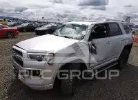 2017 Toyota 4 RUNNER фото