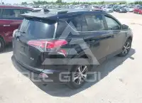 2017 Toyota RAV4 фото
