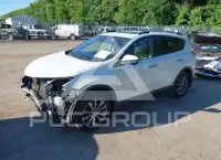 2017 Toyota RAV4 фото