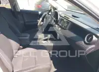 2017 Toyota RAV4 фото