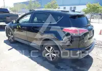2017 Toyota RAV4 фото