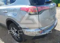 2017 Toyota RAV4 фото