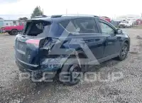 2017 Toyota RAV4 фото