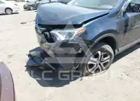 2017 Toyota RAV4 photo