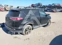 2017 Toyota RAV4 фото
