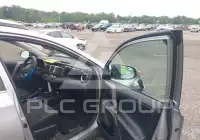 2017 Toyota RAV4 фото