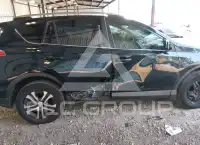 2017 Toyota RAV4 photo