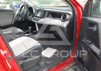 2017 Toyota RAV4 фото