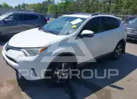 2017 Toyota RAV4 фото