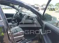 2017 Toyota RAV4 фото
