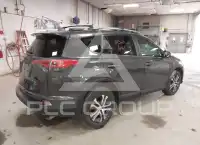 2017 Toyota RAV4 фото