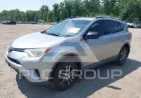2017 Toyota RAV4 фото