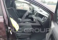2017 Toyota RAV4 фото