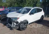2017 Toyota RAV4 фото