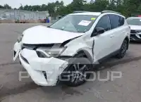 2017 Toyota RAV4 photo