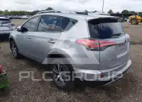 2017 Toyota RAV4 фото