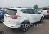 2017 Toyota RAV4 фото