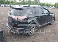 2017 Toyota RAV4 фото
