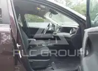 2017 Toyota RAV4 фото
