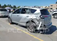 2017 Toyota RAV4 фото