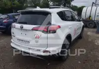 2017 Toyota RAV4 фото