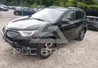 2017 Toyota RAV4 photo