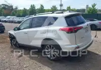 2017 Toyota RAV4 фото