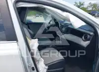 2017 Toyota RAV4 photo