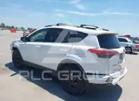 2017 Toyota RAV4 photo