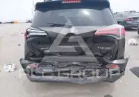 2017 Toyota RAV4 фото