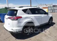2017 Toyota RAV4 фото