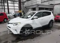 2017 Toyota RAV4 фото