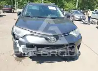 2017 Toyota RAV4 фото