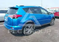 2017 Toyota RAV4 фото