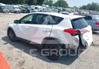 2017 Toyota RAV4 photo