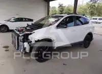 2017 Toyota RAV4 фото