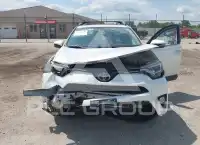 2017 Toyota RAV4 photo