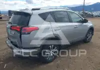 2017 Toyota RAV4 фото