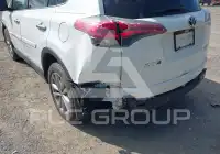 2017 Toyota RAV4 фото