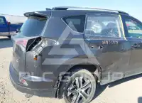 2017 Toyota RAV4 фото