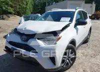 2017 Toyota RAV4 фото