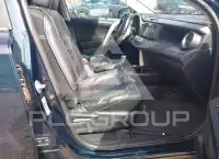 2017 Toyota RAV4 фото