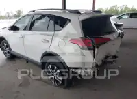 2017 Toyota RAV4 фото