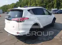 2017 Toyota RAV4 фото