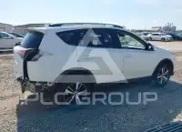2017 Toyota RAV4 photo