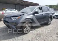 2017 Toyota RAV4 photo