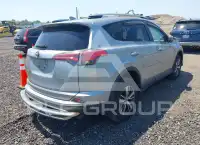 2017 Toyota RAV4 photo